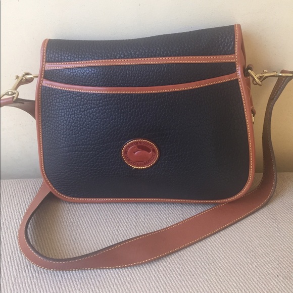 Dooney & Bourke purse vintage excellent condition black tan - Picture 2 of 8